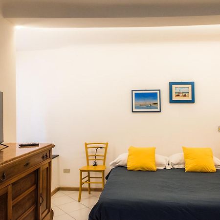 Free Parking - Centro Citta Via Caffaro Appartement Genua Buitenkant foto